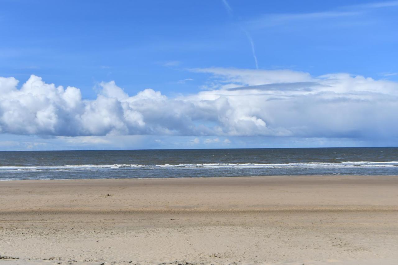 Appartement Met Frontaal Zeezicht In Bloemendaal Exteriér fotografie