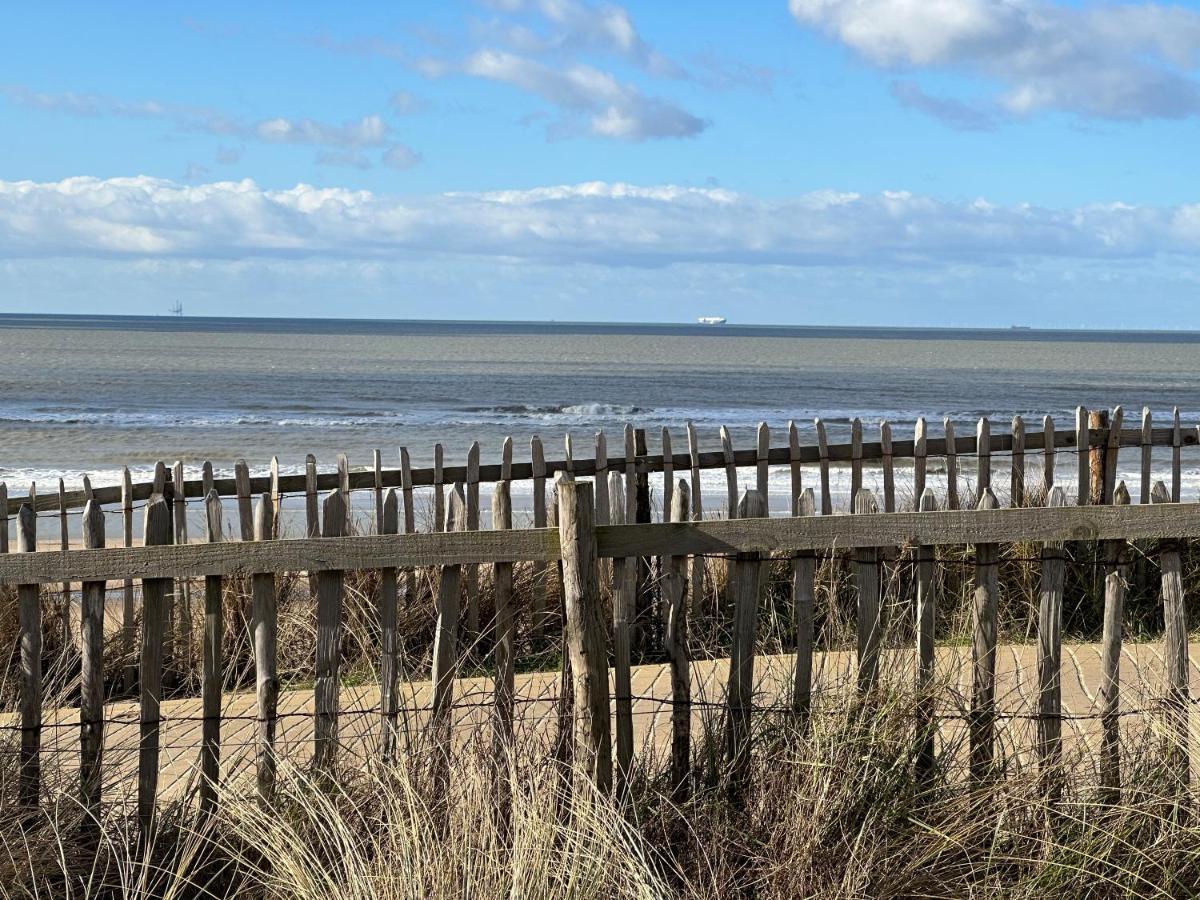 Appartement Met Frontaal Zeezicht In Bloemendaal Exteriér fotografie
